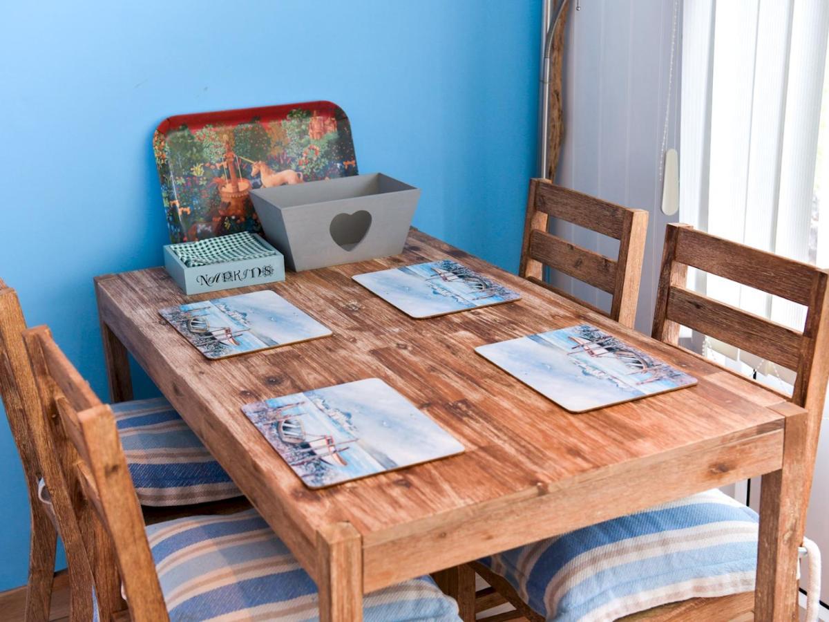 Pass The Keys Gower Beach Staycation Caswell Bay - Sleeps 4 스완지 외부 사진