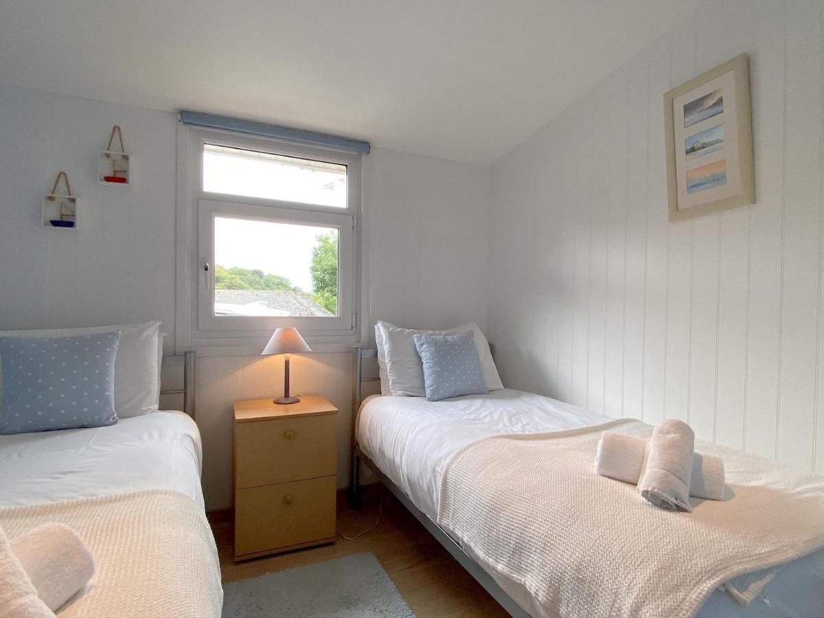 Pass The Keys Gower Beach Staycation Caswell Bay - Sleeps 4 스완지 외부 사진