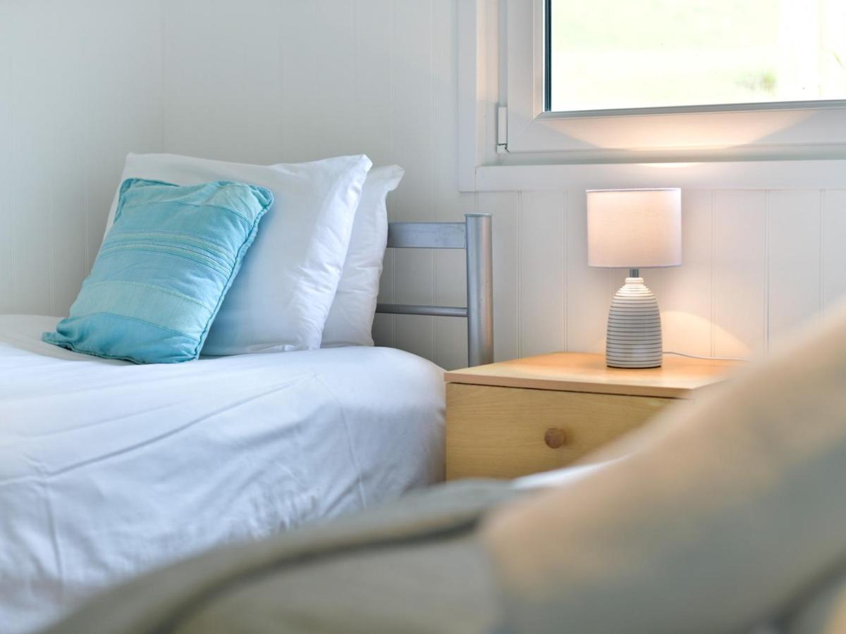 Pass The Keys Gower Beach Staycation Caswell Bay - Sleeps 4 스완지 외부 사진