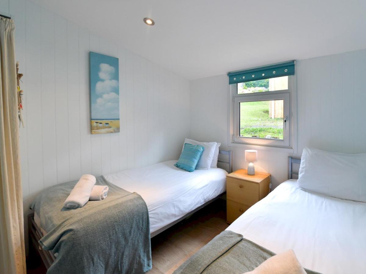 Pass The Keys Gower Beach Staycation Caswell Bay - Sleeps 4 스완지 외부 사진