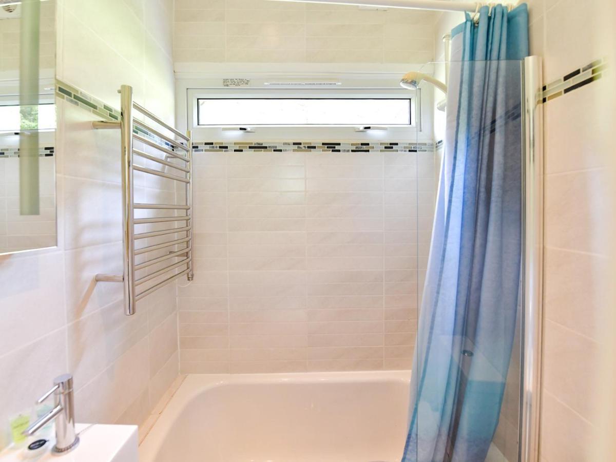 Pass The Keys Gower Beach Staycation Caswell Bay - Sleeps 4 스완지 외부 사진